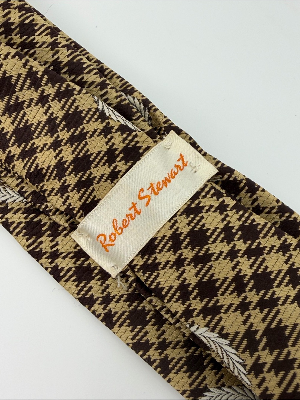 Robert Stewart Davison’s of New York Houndstooth Griffin Crest Silk Necktie - Picture 3 of 6